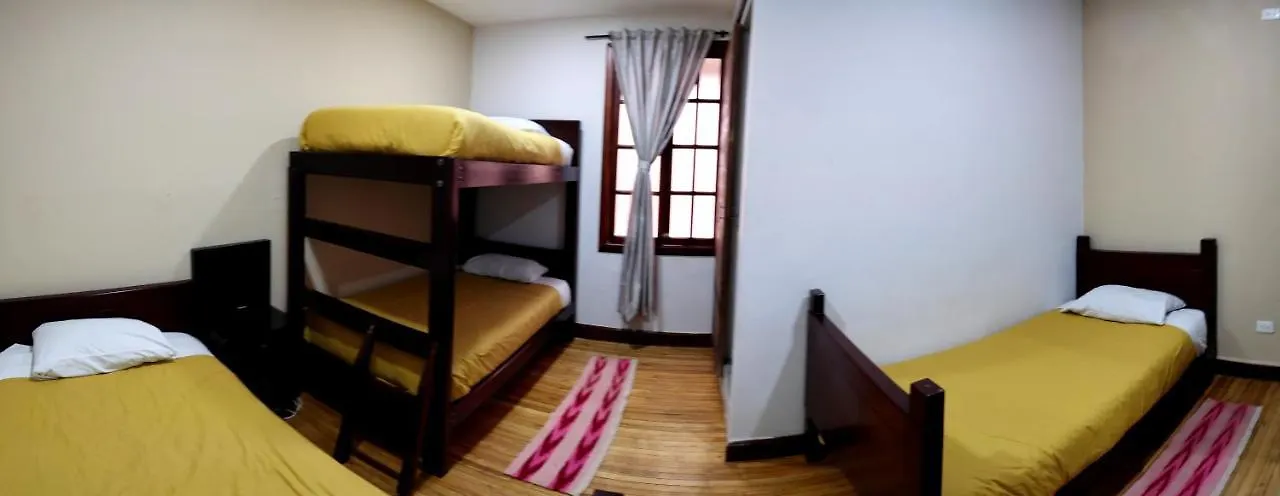 Minka Hostel Quito 0*,