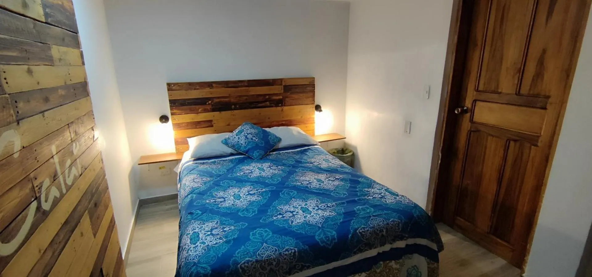 Minka Hostel Quito 0*,