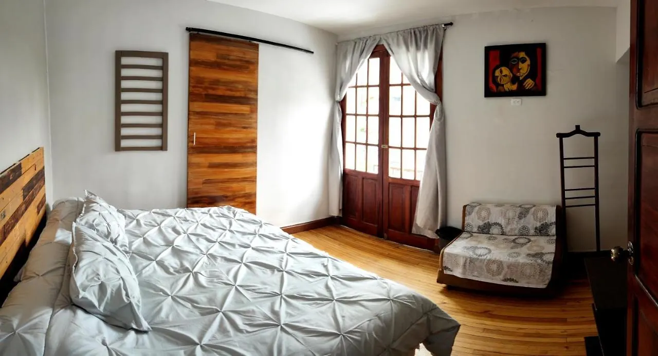 Minka Hostel Ecuador